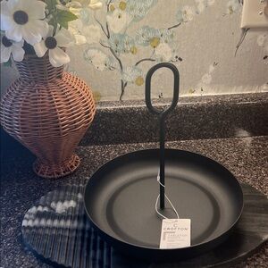 NWT Crofton Black Iron Tabletop Caddy 10.24 inches tall by 10.24 inches wide